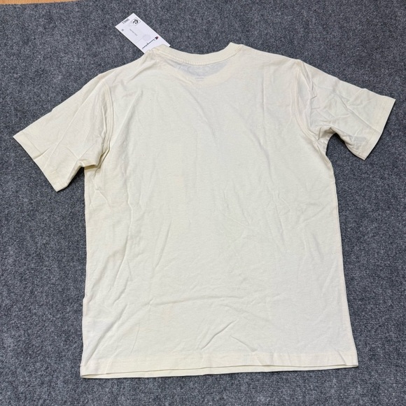 NWT Champion Men’s Small tee Classic T Shirt Light Yellow Green Logo New Spring - Picture 7 of 7
